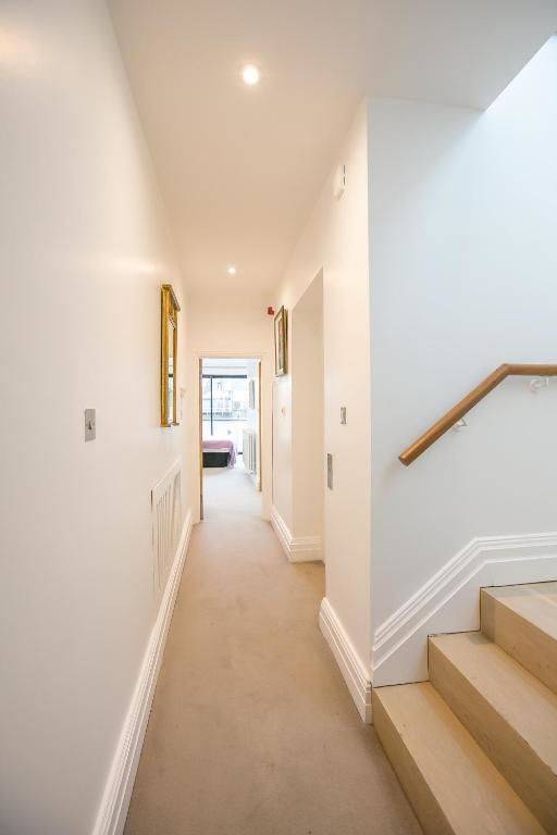 Апарт-отели Grafton Street Studios by City Break Apartments Дублин