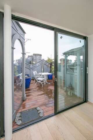 Апарт-отели Grafton Street Studios by City Break Apartments Дублин Апартаменты в пентхаусе-3