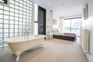 Апарт-отели Grafton Street Studios by City Break Apartments Дублин Апартаменты в пентхаусе-10