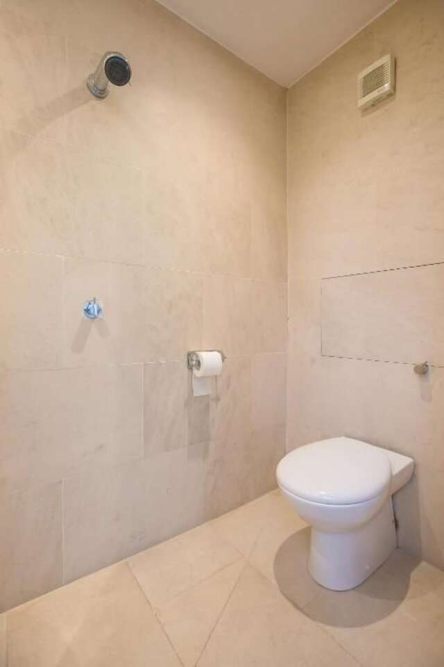 Апарт-отели Grafton Street Studios by City Break Apartments Дублин-83